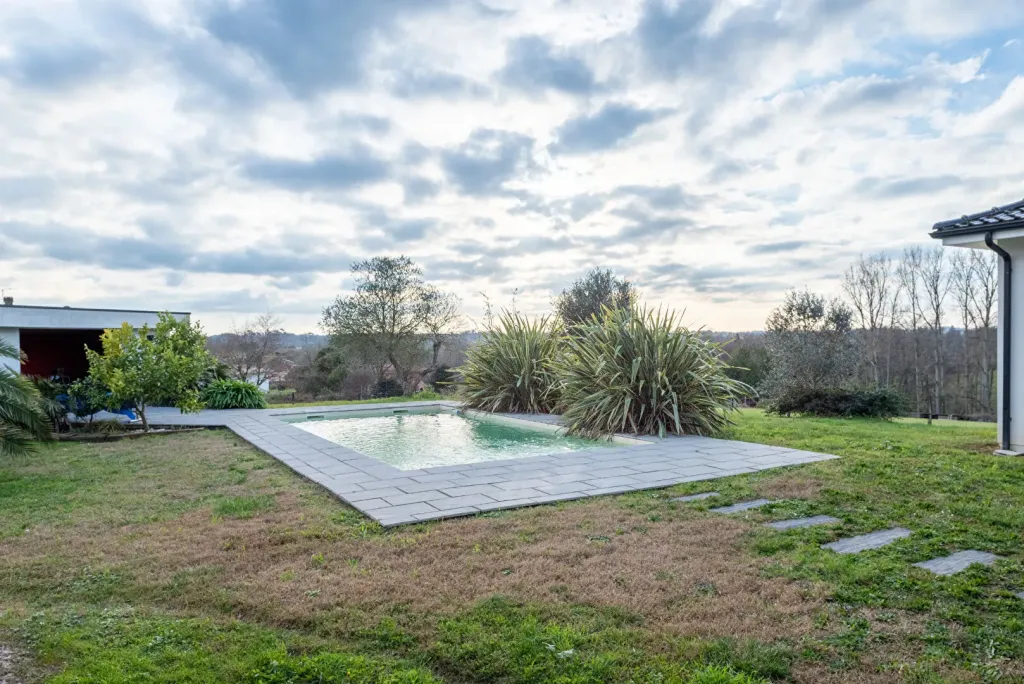 Photo du bien refANC825